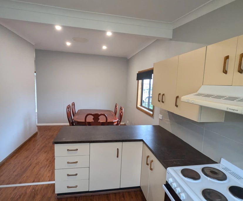 Room in a share house