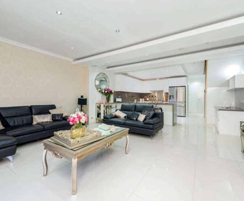 Room with ensuite in a flatshare