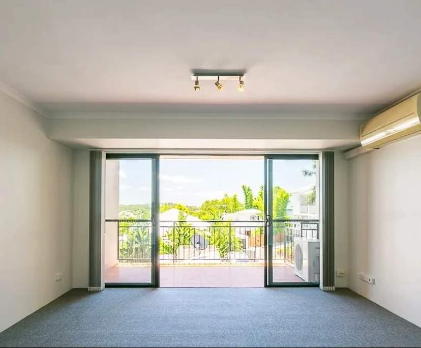 Room with ensuite in a flatshare