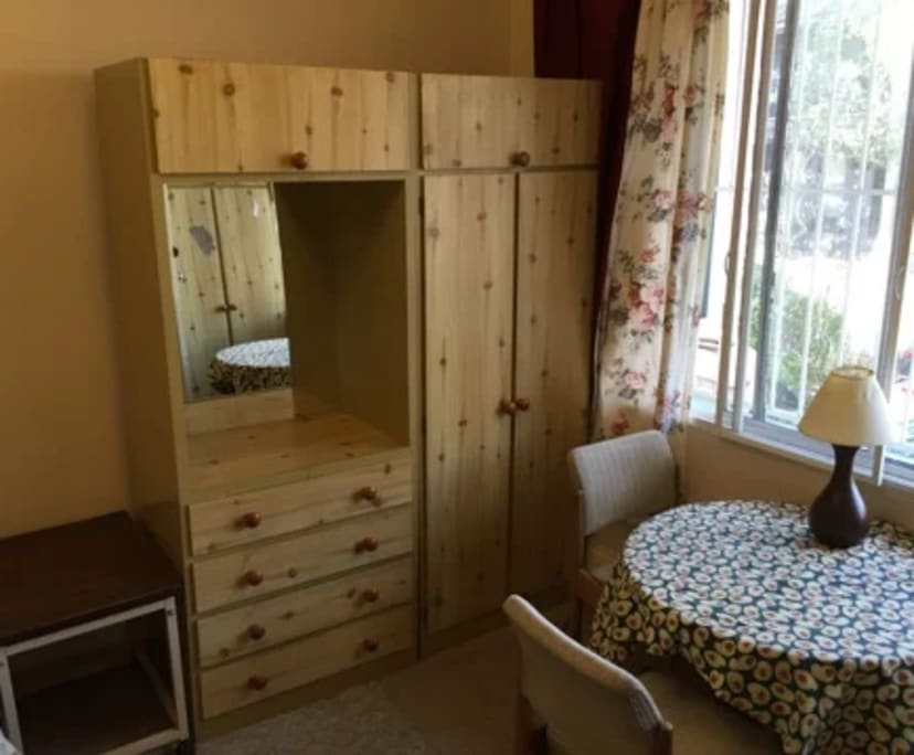 Furnished room in a share house