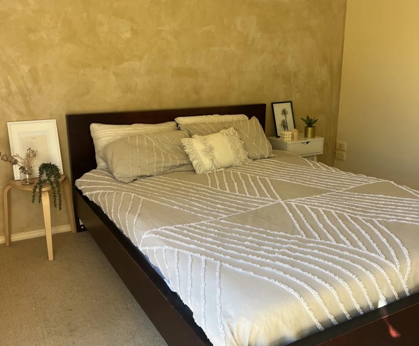 Furnished room with own bathroom