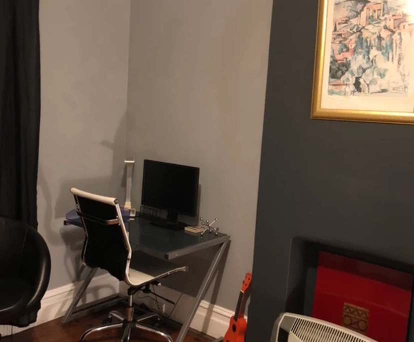 Furnished room in a share house