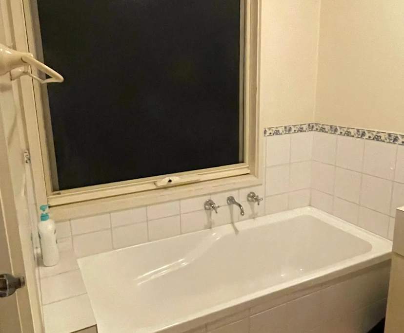 $220, Student-accommodation, 3 bathrooms, Dandenong VIC 3175