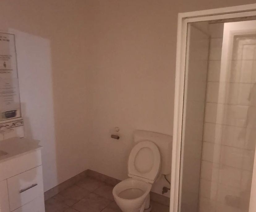 $185, Share-house, 5 bathrooms, Burwood VIC 3125