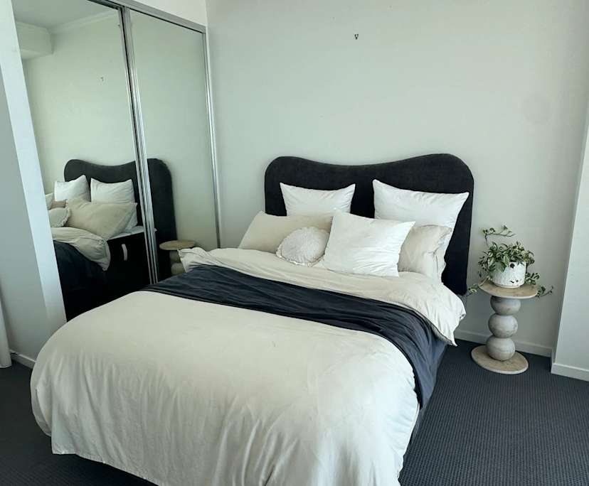 $500, Flatshare, 2 bathrooms, Labrador QLD 4215