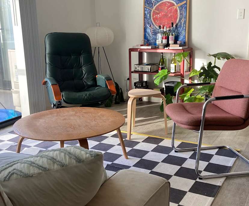 Unfurnished room with ensuite in a flatshare