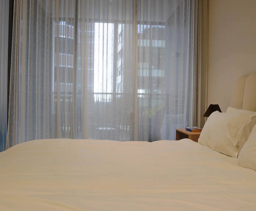 Furnished room with ensuite in a flatshare