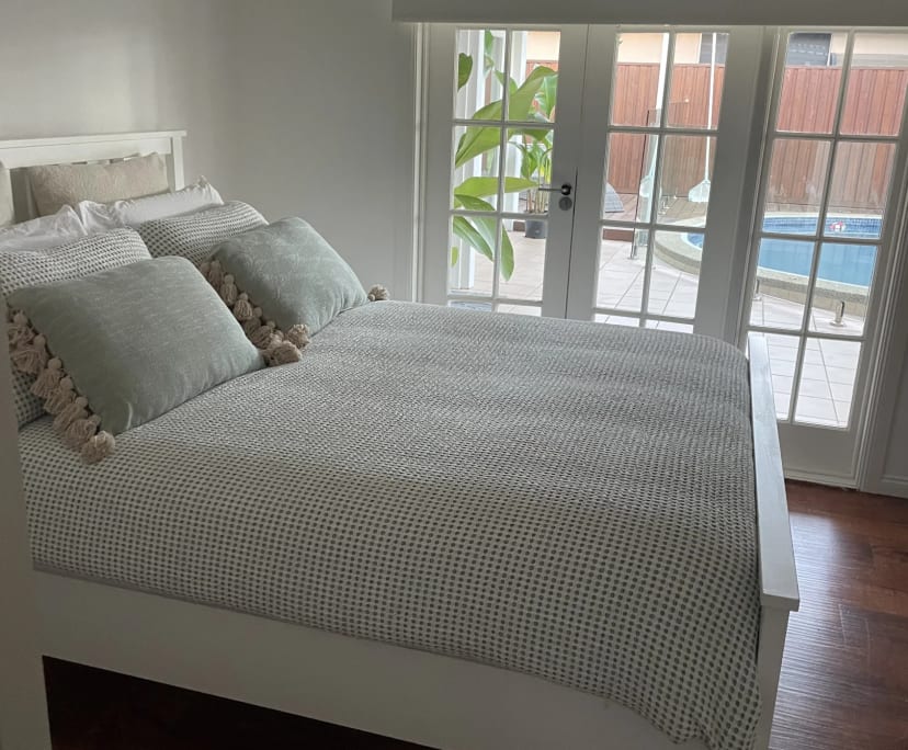 $550, Share-house, 4 bathrooms, Broadbeach Waters QLD 4218