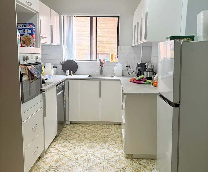 Furnished room in a flatshare