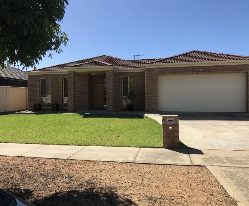 Room for Rent in Shepparton, VIC 240, Furnished,