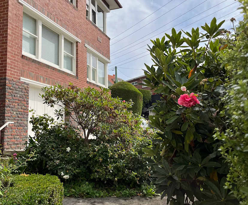 Whole property with 2 rooms for rent
