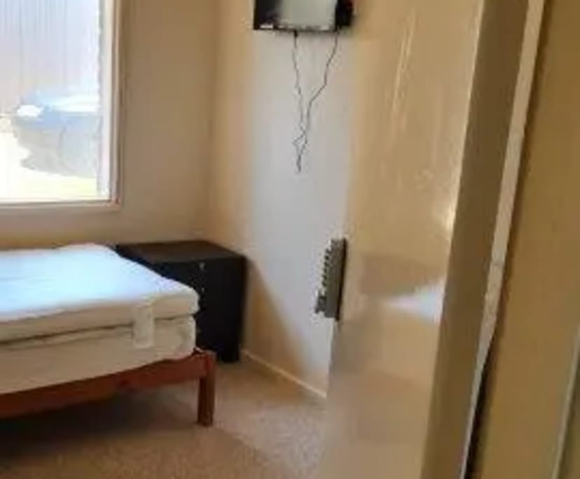 $245, Share-house, 5 bathrooms, Hackham West SA 5163