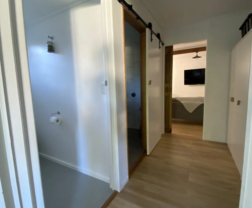 $390, Share-house, 2 bathrooms, Burleigh Heads QLD 4220