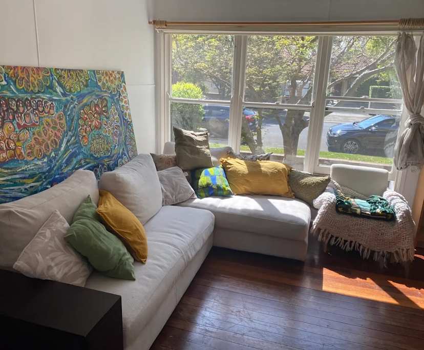 Room in a share house