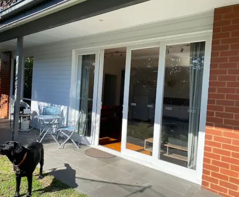 Granny Flat for Rent in Malvern East, Melbourne 4...