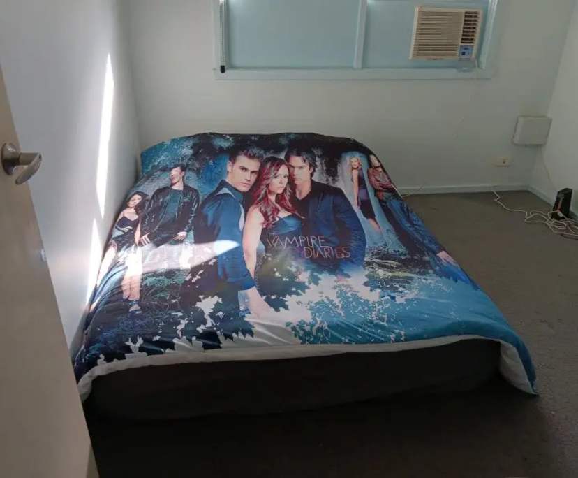 Unfurnished room in a share house