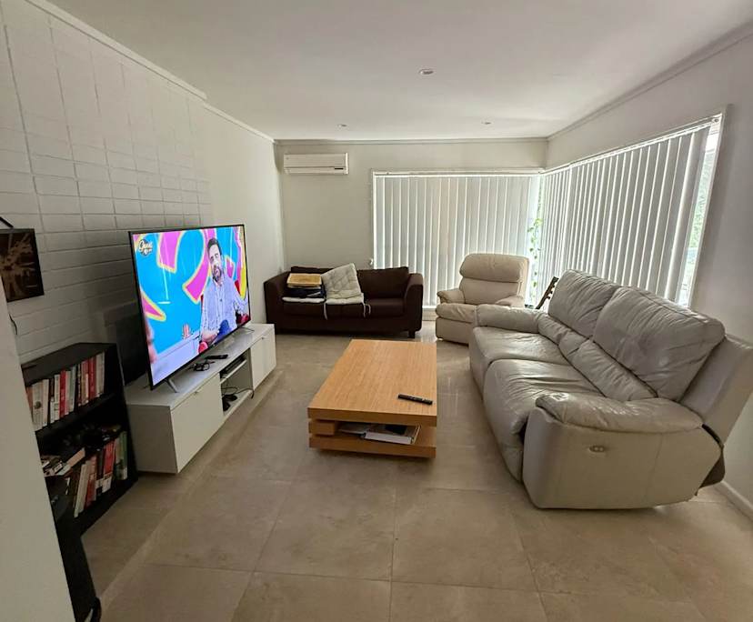 Unfurnished room in a share house