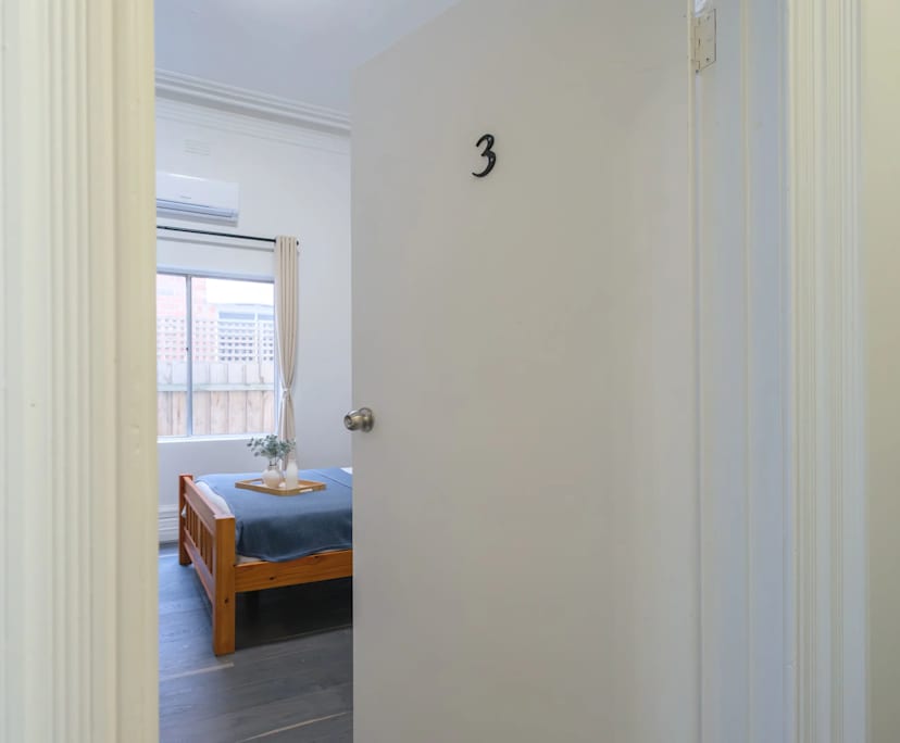 $390, Share-house, 6 bathrooms, Armadale VIC 3181