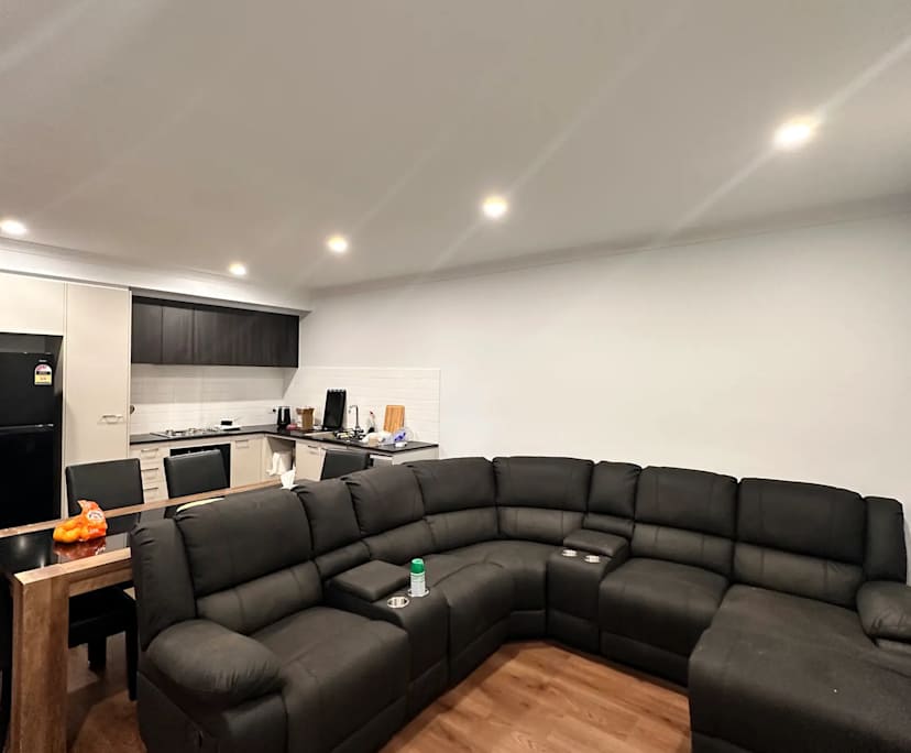Room in a share house