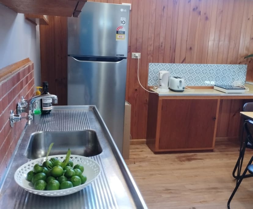 Granny Flat for Rent in Noble Park, Melbourne 350...