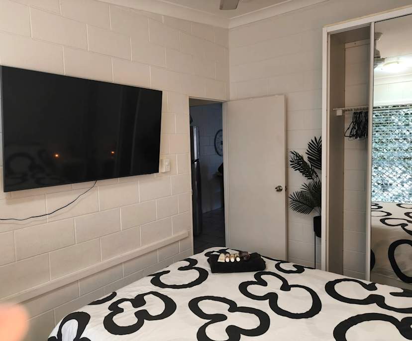 $270, Flatshare, 2 bathrooms, Bungalow QLD 4870