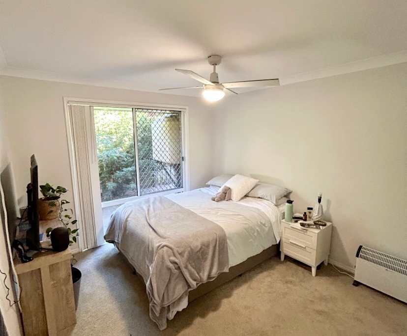 Unfurnished room in a share house