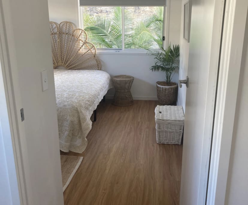 Room in a share house