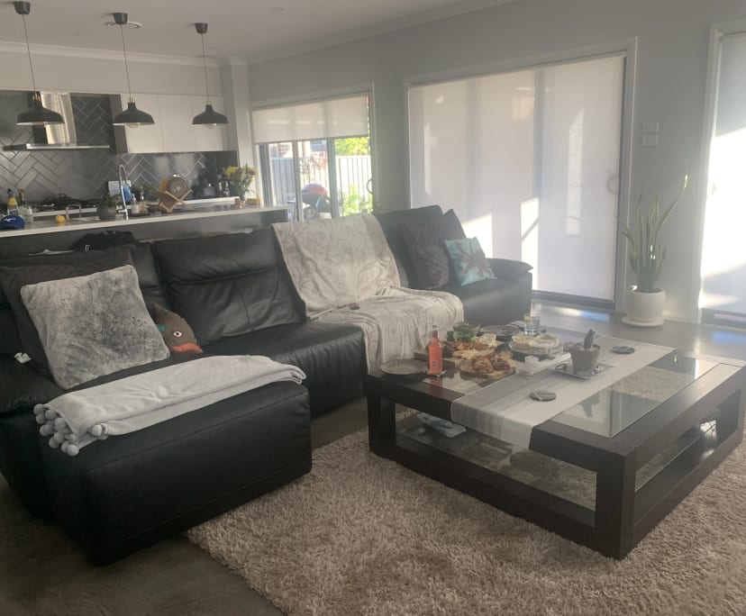 propertyImage