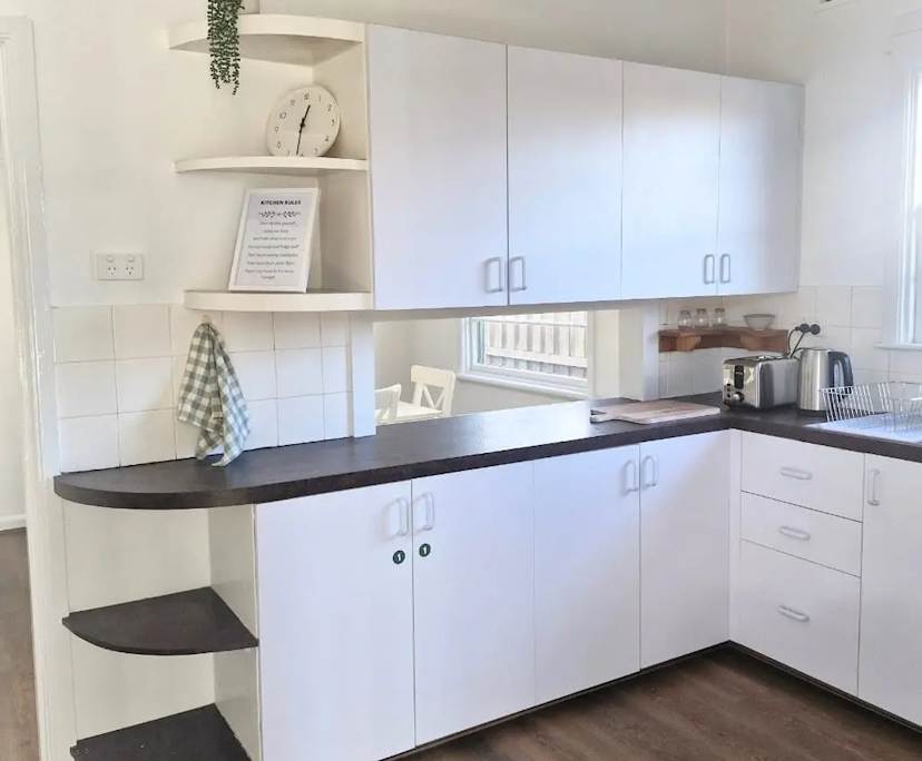 $250, Share-house, 2 rooms, Sale VIC 3850, Sale VIC 3850