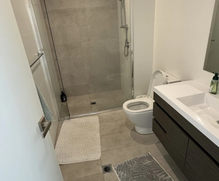 Furnished room in a flatshare