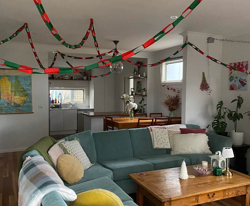 Unfurnished room in a share house