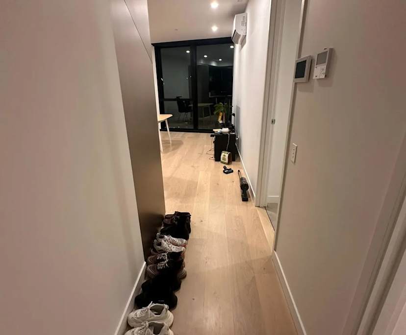 Whole property with 2 rooms for rent