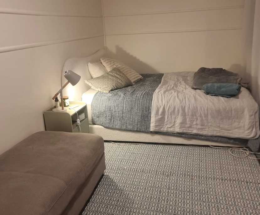 Furnished room with own bathroom