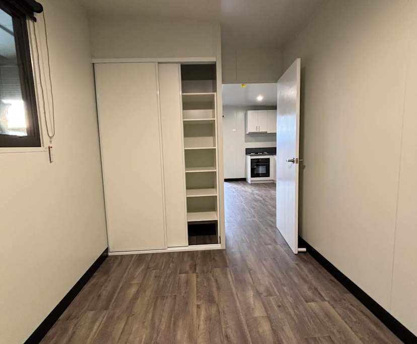 Unfurnished room granny flat for rent