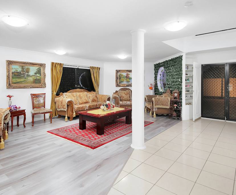 $300, Share-house, 6 bathrooms, Stretton QLD 4116