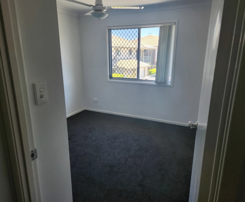 Unfurnished room with own bathroom