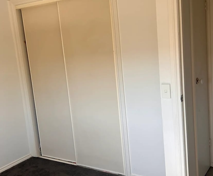 Unfurnished room in a share house