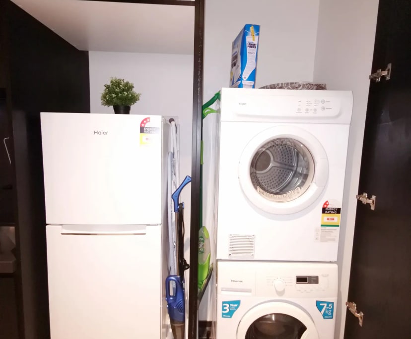 $285-370, Flatshare, 3 rooms, Melbourne VIC 3000, Melbourne VIC 3000