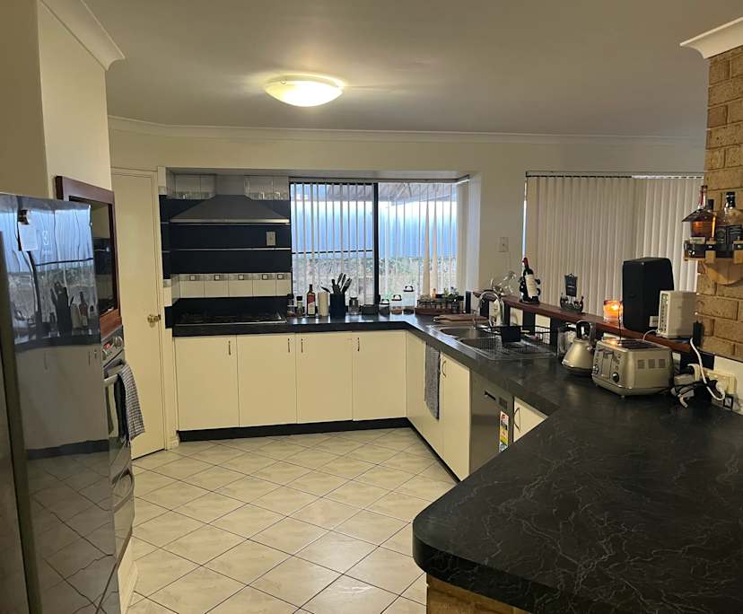 $300, Share-house, 5 bathrooms, Beeliar WA 6164