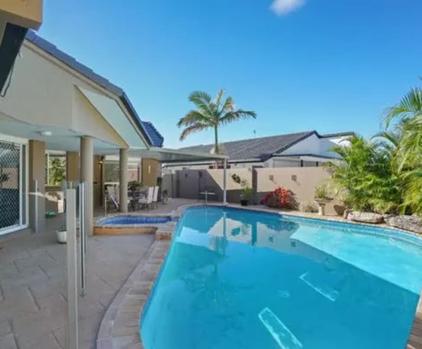 Room in a share house