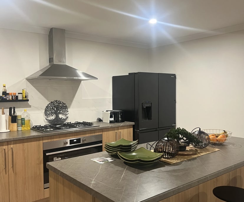 Room in a share house