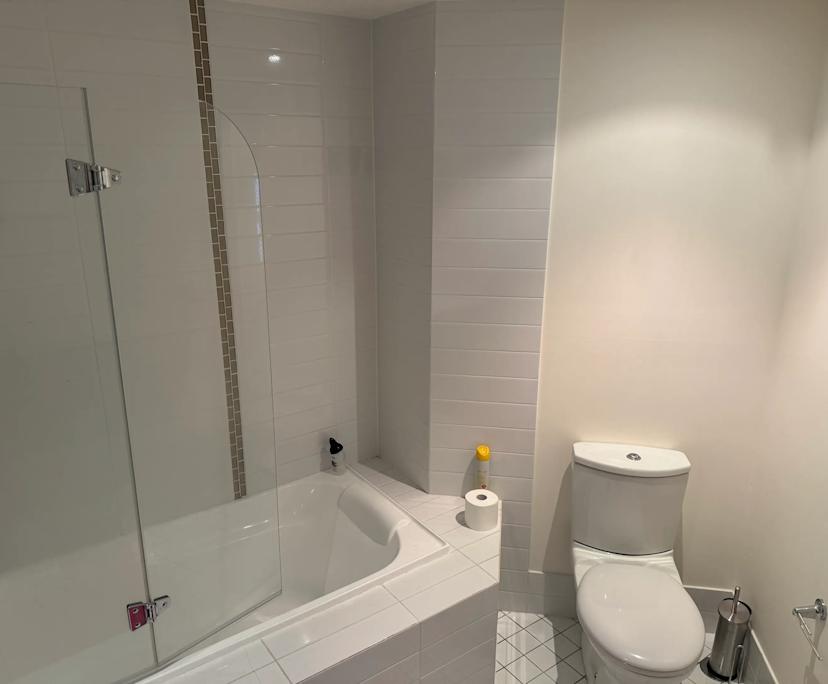 $450, Flatshare, 2 bathrooms, Varsity Lakes QLD 4227