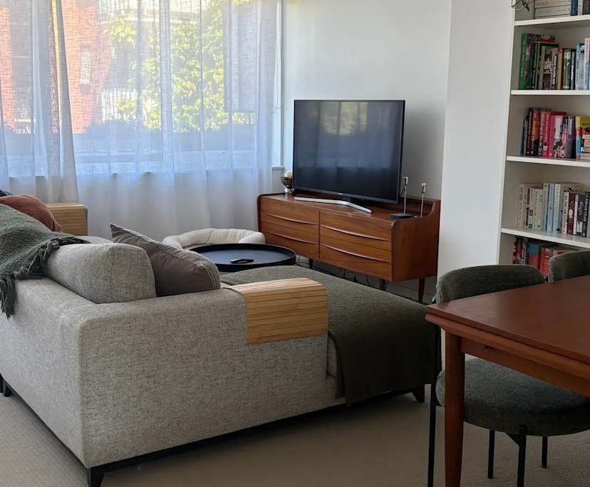 $350, Flatshare, 2 bathrooms, Hawthorn East VIC 3123