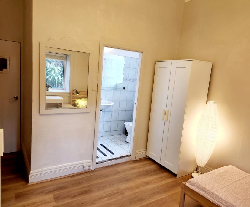 $280, Share-house, 6 bathrooms, Potts Point NSW 2011