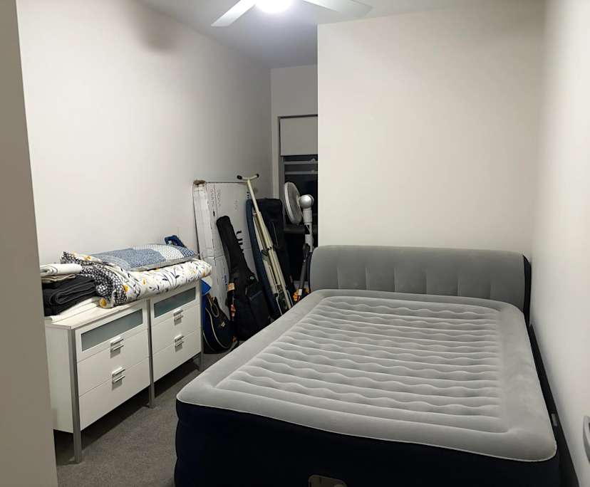 $400, Flatshare, 2 bathrooms, Helensvale QLD 4212