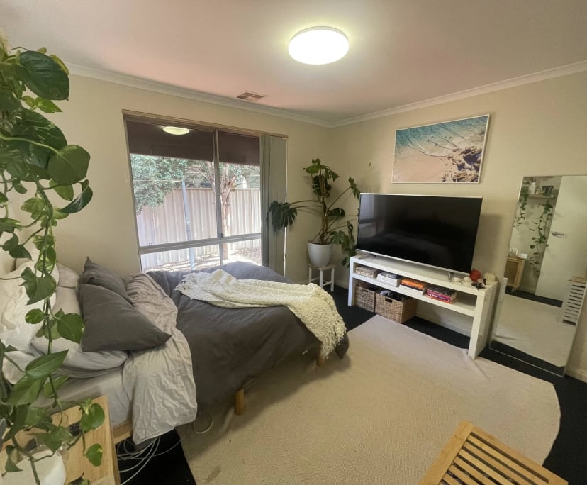Unfurnished room in a share house