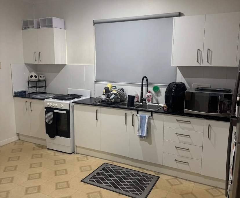 Unfurnished room in a share house