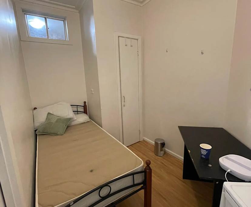 Whole property with 3 rooms for rent