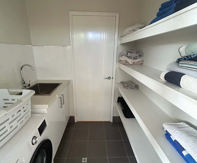 $300, Share-house, 3 bathrooms, Nollamara WA 6061