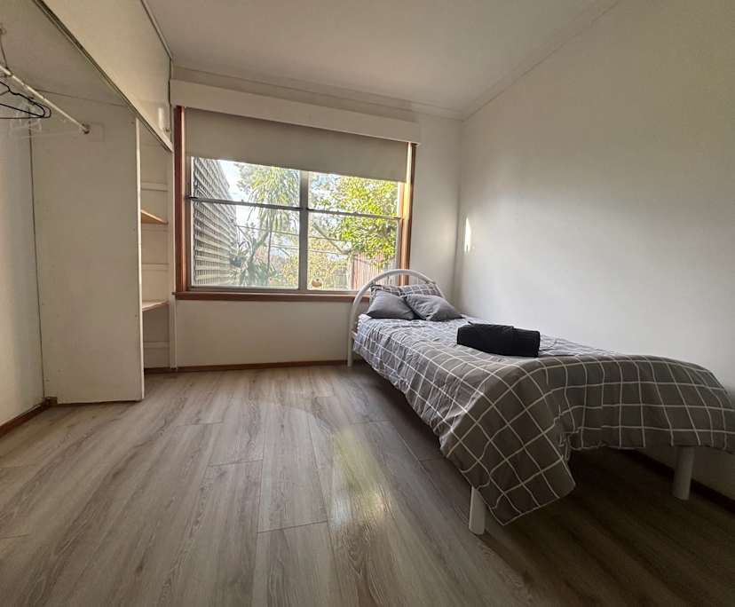 $200, Share-house, 3 bathrooms, Newcomb VIC 3219